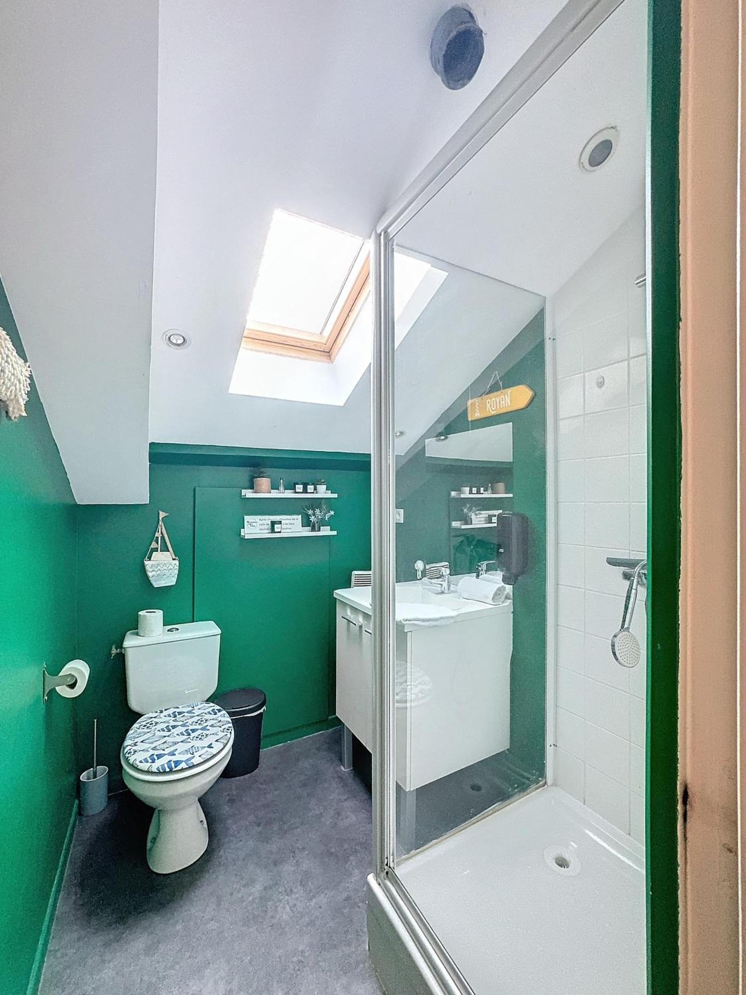 Appartement Avenue De La République - A